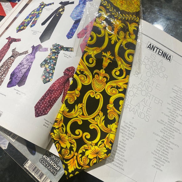 Versace Licenced Silk Necktie  Sz OS - Picture 7 of 10